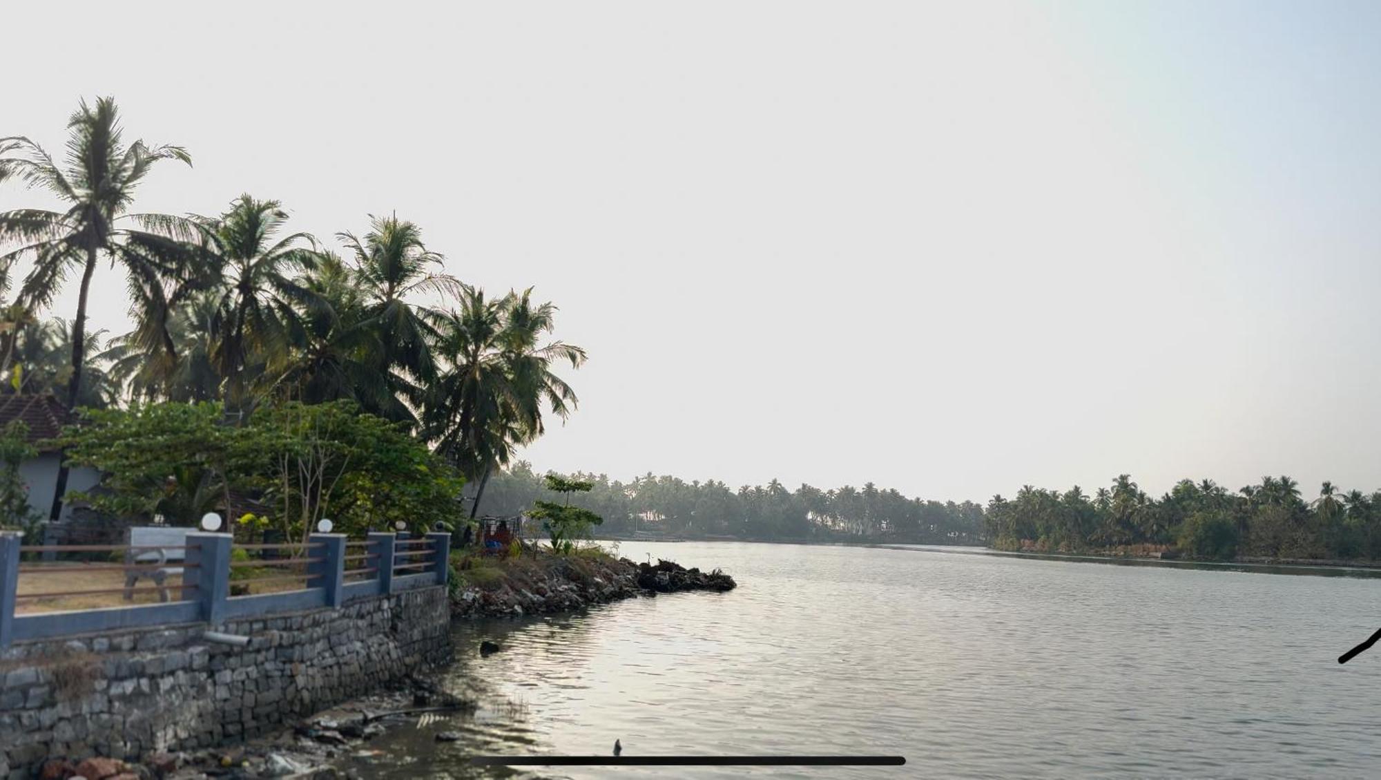 The Glasswater By The Backwater Homestay Kalyānpur Exterior foto